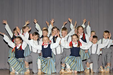 https://goo.gl/photos/yo2FkcFAiaZiSQPQ6
