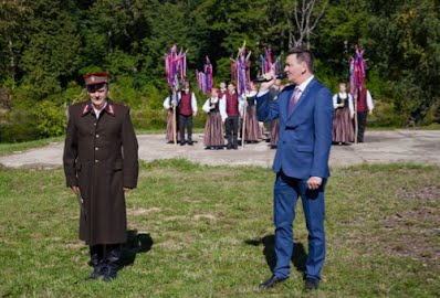 https://goo.gl/photos/CM8GwfCD6oWr7k8u9